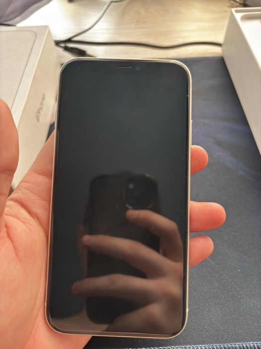 Продается Iphone 11