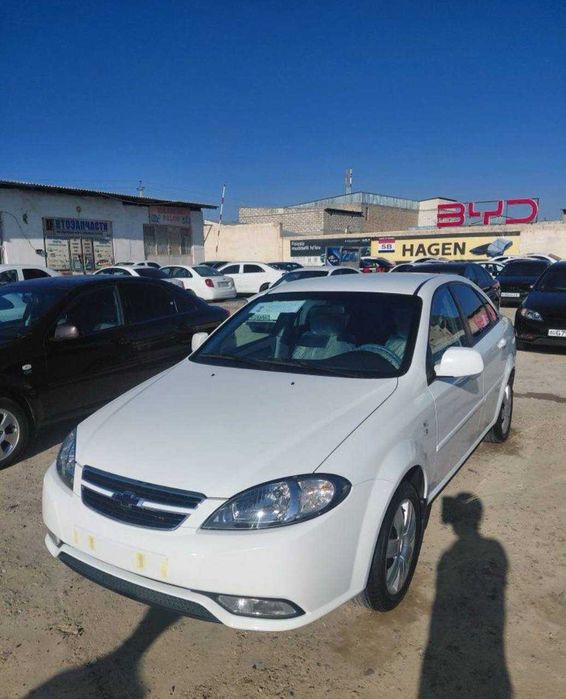 chevrolet gentra rassrochkaga 0 km