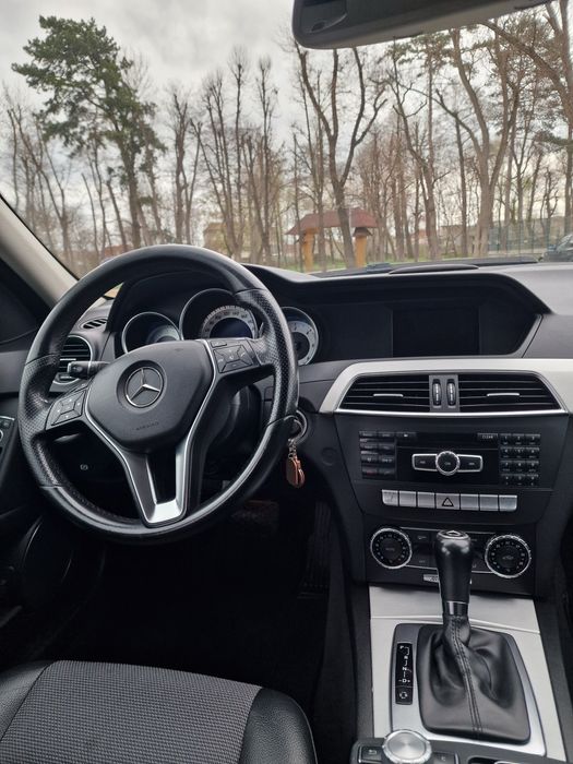 Mercedes-Benz C220 CDI Avantgarde