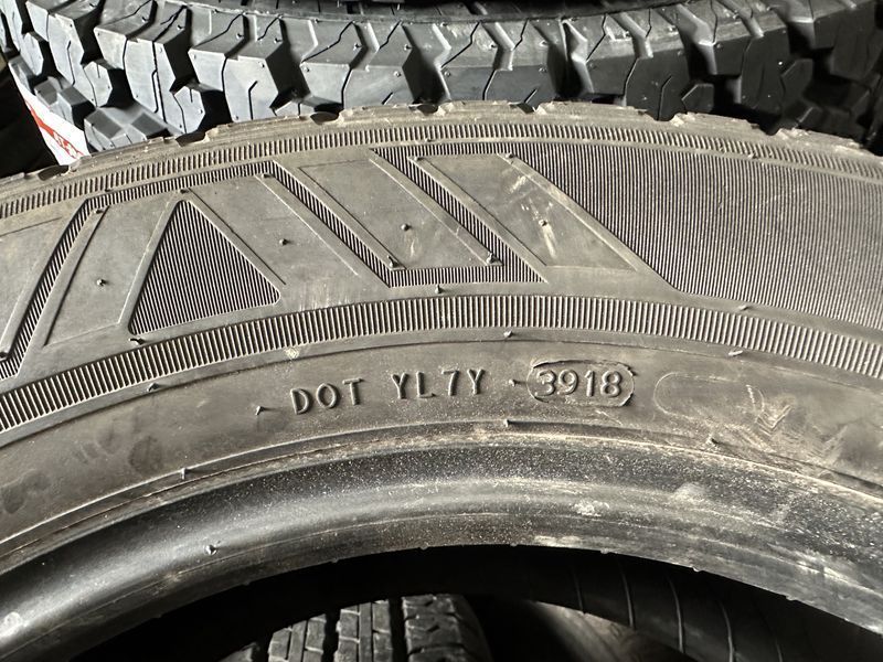 235/60/17C NOKIAN 4бр