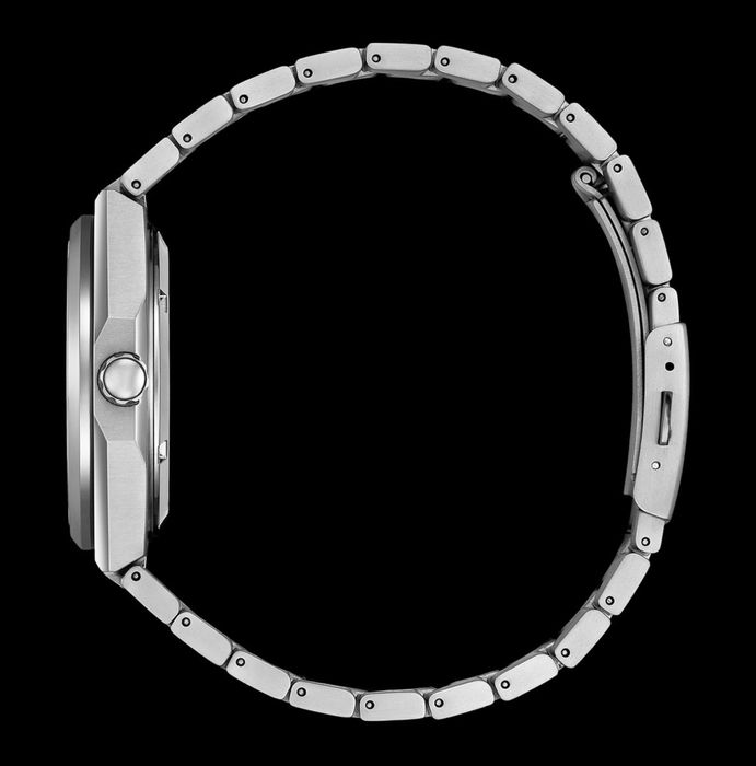 Чисто Нов Citizen Zenshin Super Titanium Automatic Blue NJ0180-80L