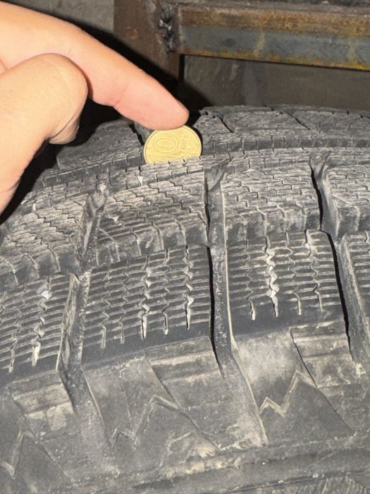 Шины зимние на липучках