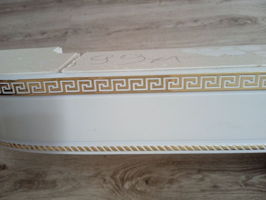 Продам карниз,гардин в хорошем состоянии