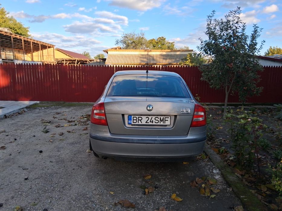 Skoda octavia 2 1.6 tsi 105 cp