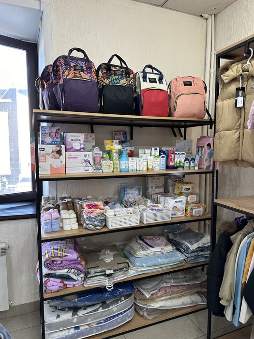 Продам срочно шкафы, рейлы, полки