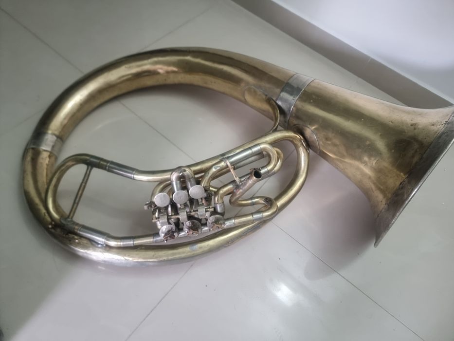 Helikon/ Bas / Tuba  Fa