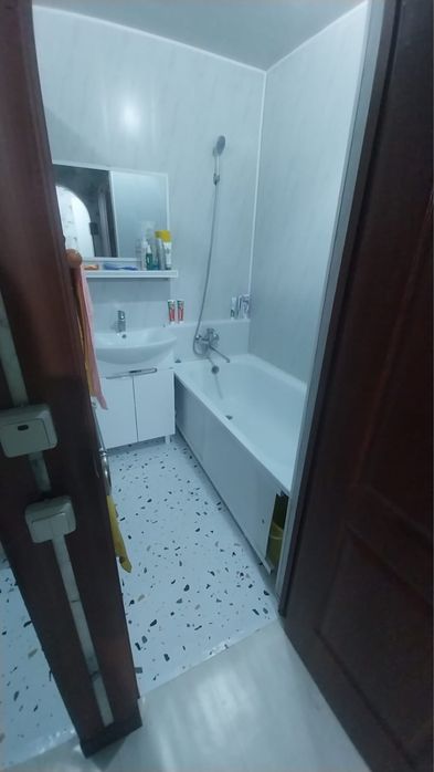 Продам 2 кв квартиру