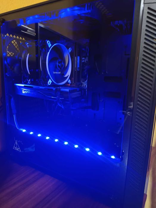 Sistem Gaming PC  - Ryzen 3 4100, RX 580 8GB, 16GB RAM, SSD 500GB