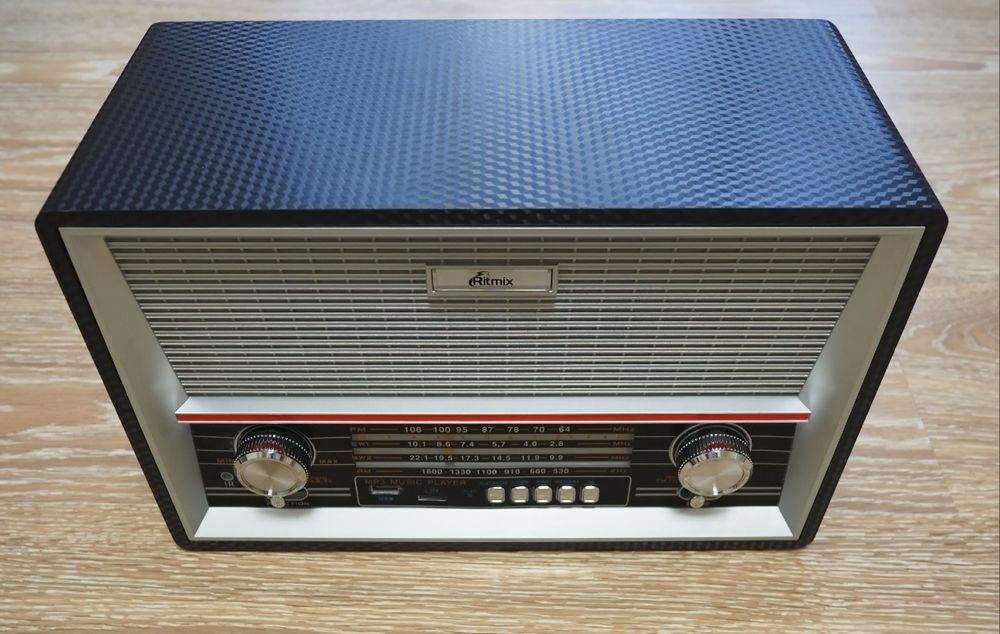 Радиоприёмник Ritmix RPR-102
