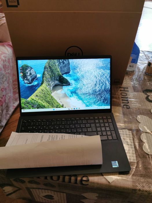 Здр продавам лаптоп във отлично състояние