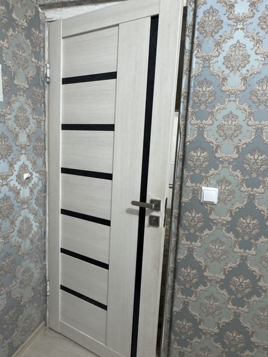 Продается 2 двери межкомнатные