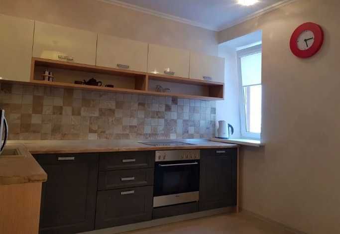 Дава се под наем Двустаен апартамент в Пловдив, Гагарин - 65 кв.м за 229.5 € - Снимка #2