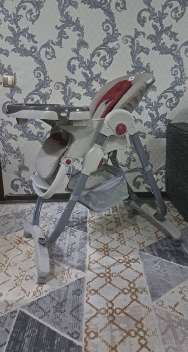 Продам стульчик для кормления