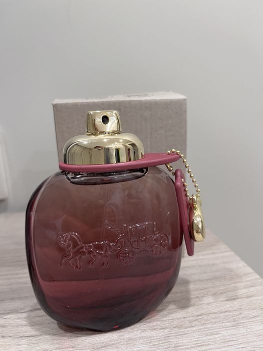 Парфюми Escada Especially, Coach Wild Rose