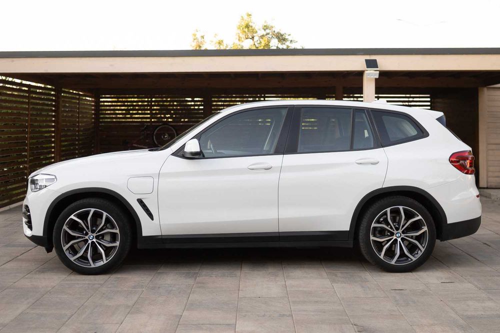 Bmw x3 30e 292 cai, istoric curat fara accidente, ACC, Carlig, faruri LED adaptive, incalzire, 4x4