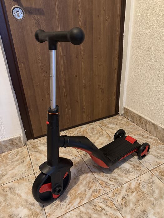 Trotineta Axel, 3 in 1, Negru/Rosu, transformabila in tricicleta si balance bike