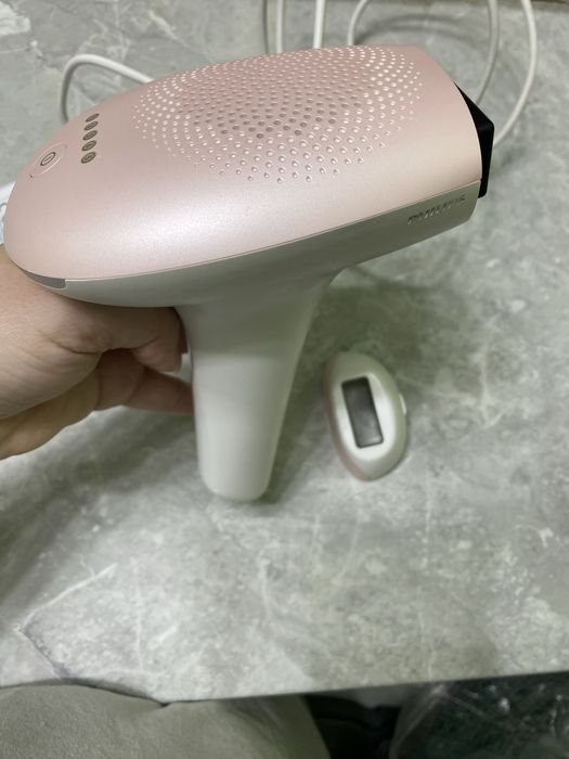 Epilator IPL Philips Lumea Essential 1991/1992
