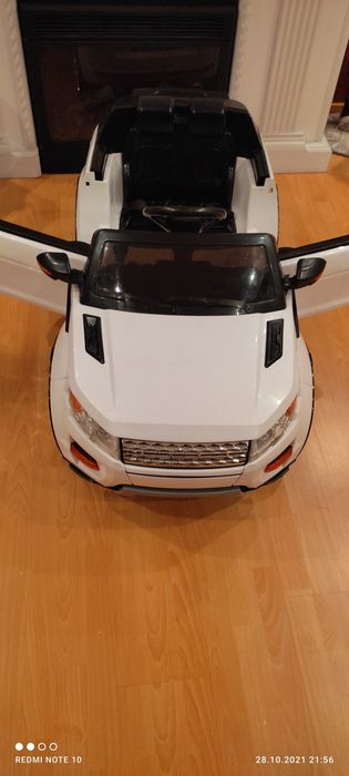 Детская машинка LandRover