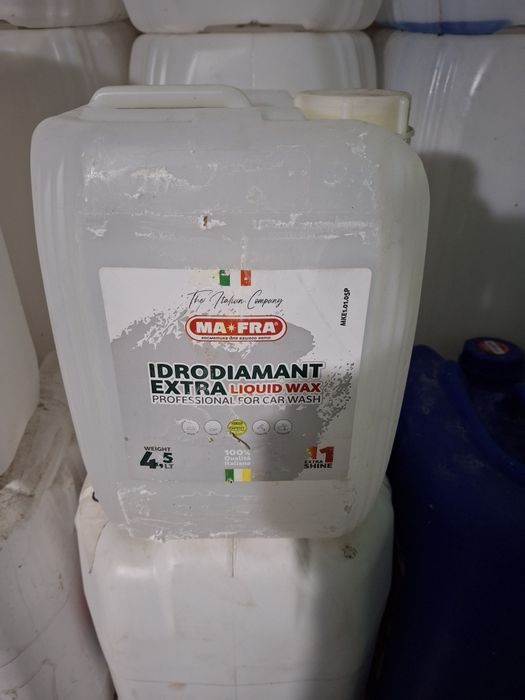 Продам канистры 20литров