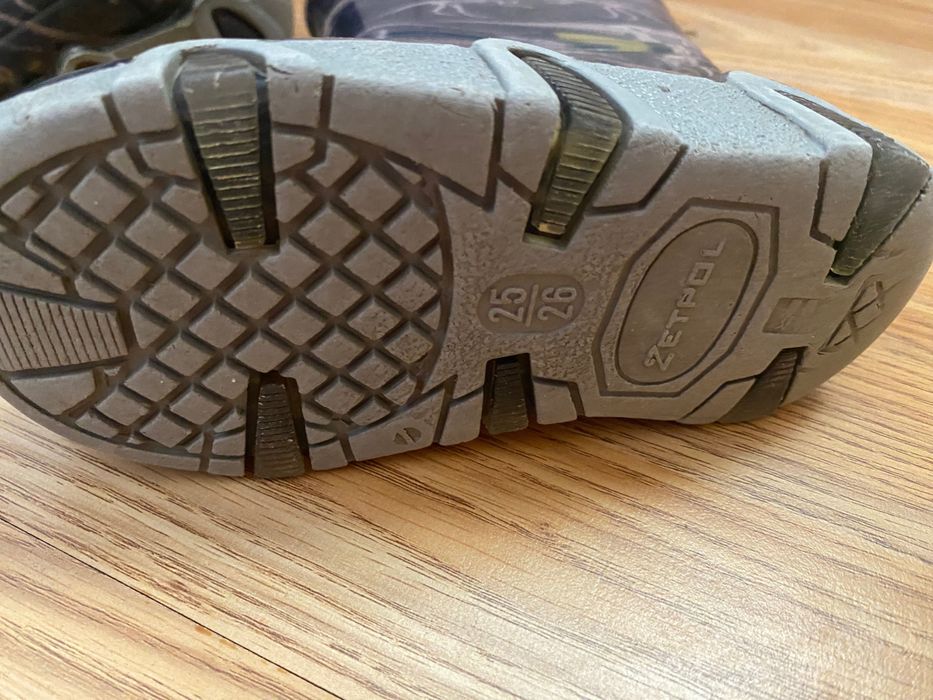 Ботуши 25 номер със сваляеми чорапи