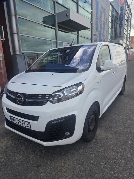 Opel Vivaro 2020 • 2.0 Diesel • 110 CP • AutoutilitarăOpel Vivaro 2020 • 2.0 Diesel • 110 CP • Autoutilitară
Vând Opel Vivaro, an 2020, în stare foart