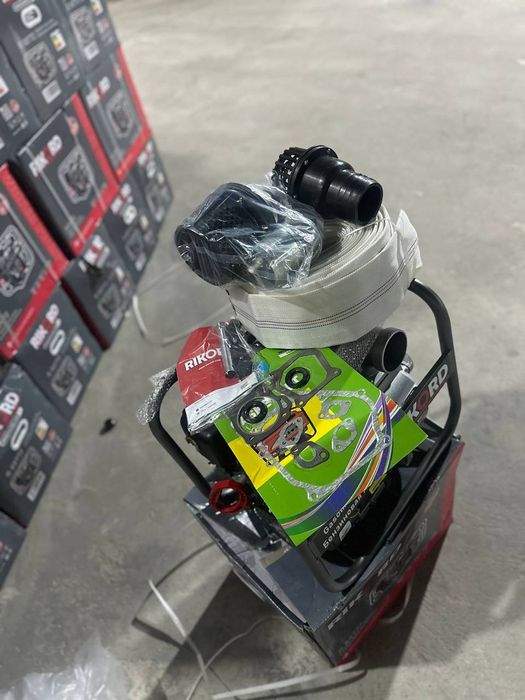 Бензиновый водяной насос RICORD