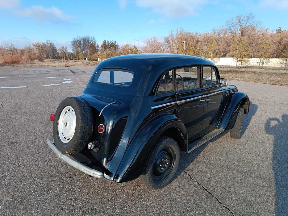 Автомашина Москвич 401