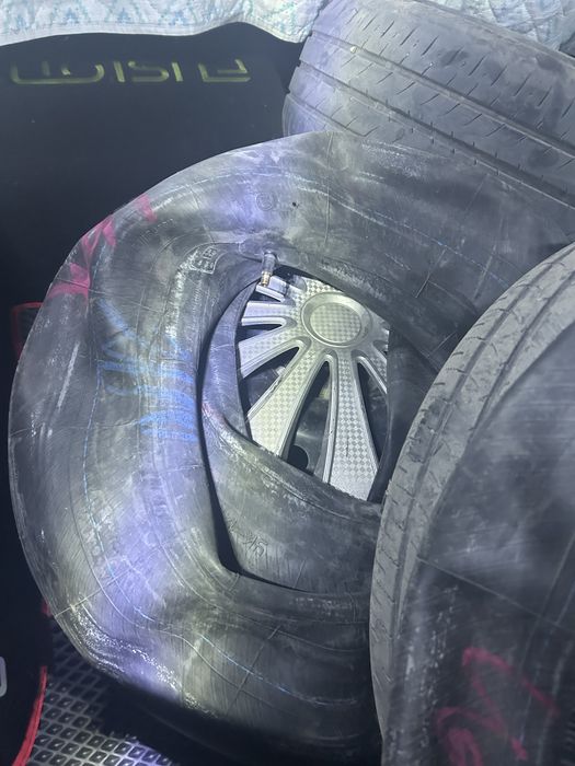 Продам камеры на шины 14м