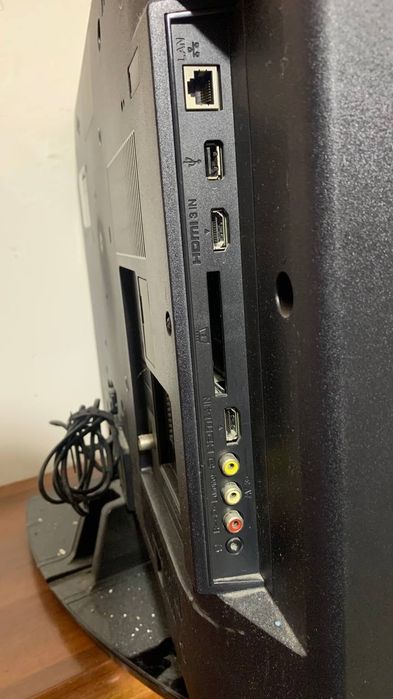 Продается телевизор Sony 32