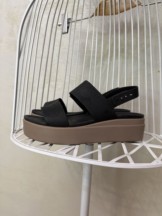 Crocs brooklyn wedge гумени сандали 41 42