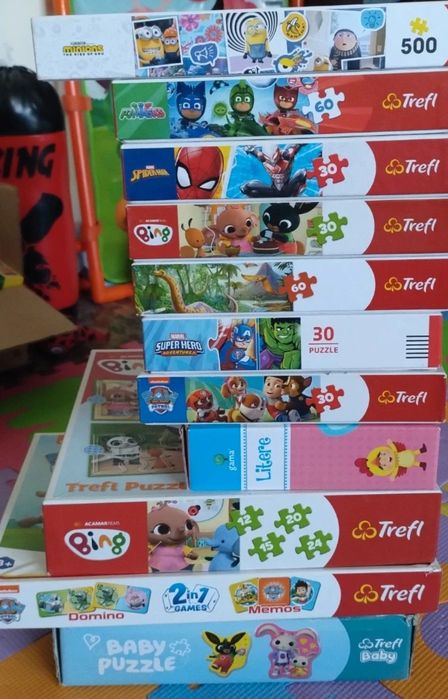 Puzzle cutii și pe lemn