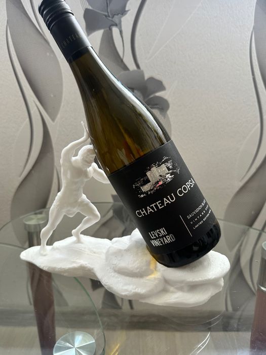 Луксозна поставка стойка за вино и уиски "Сизиф" - Уникален подарък за мъж жена колега приятел статуетка фигура декорация митология арт изкуство