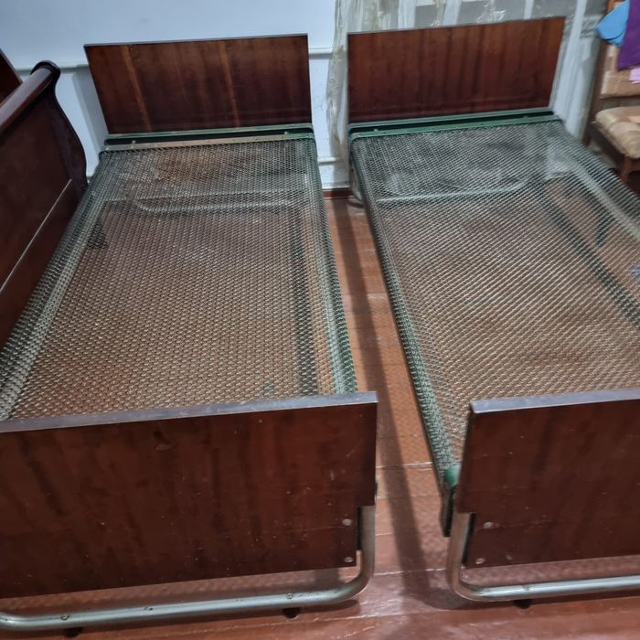 Продам две кровати