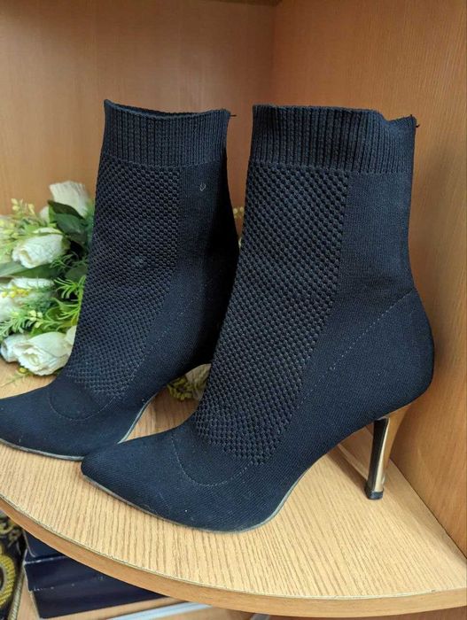 продам женские сапожки-чулочки