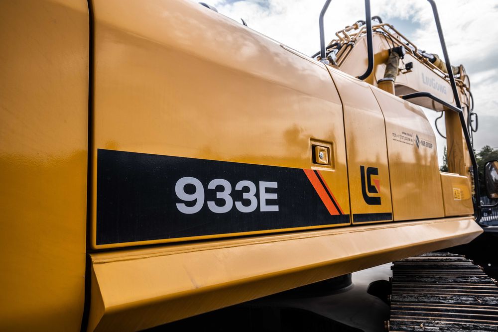 Гусеничный Экскаватор LiuGong 933E