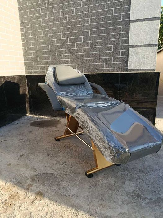 Kushetka pufik pomoshnitsa. 1-qo'ldan.