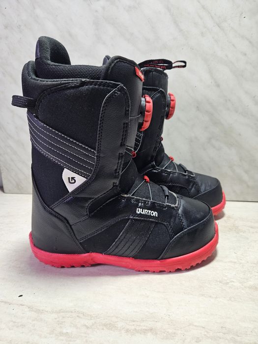 Boots 107 buti placa snowboard Burton Boa  mărimea  39-40 ( 25  cm) .