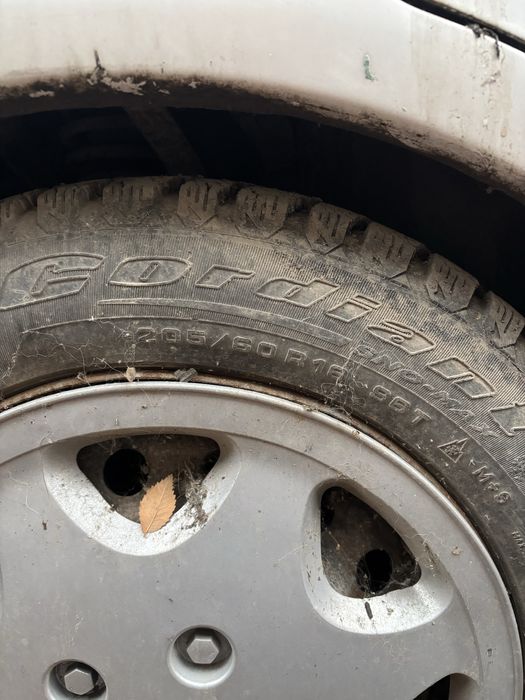 Запчасти на галант 8