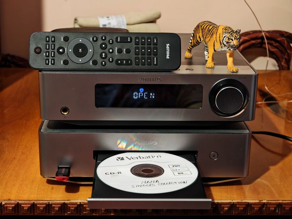 Philips DCB-8000. Sistem de top. Fără boxe. Ca nou. Preț fix !