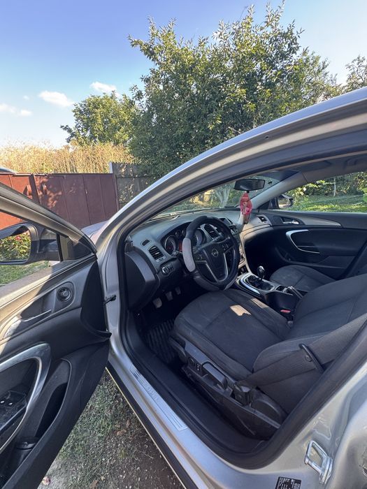 Opel Insignia  2.0 CDTI