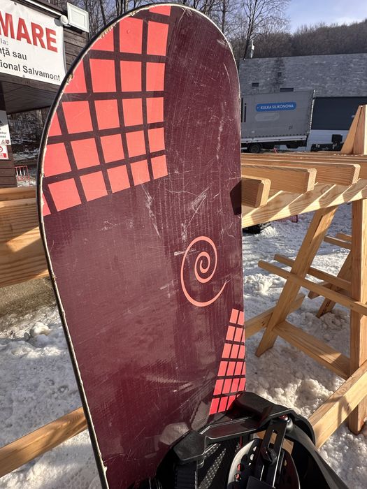 Placa snowboard Cygnus Mandy 155cm true twin, fara legaturi