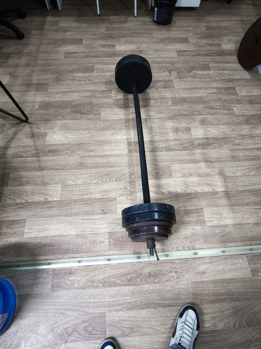 Штанга и гантели