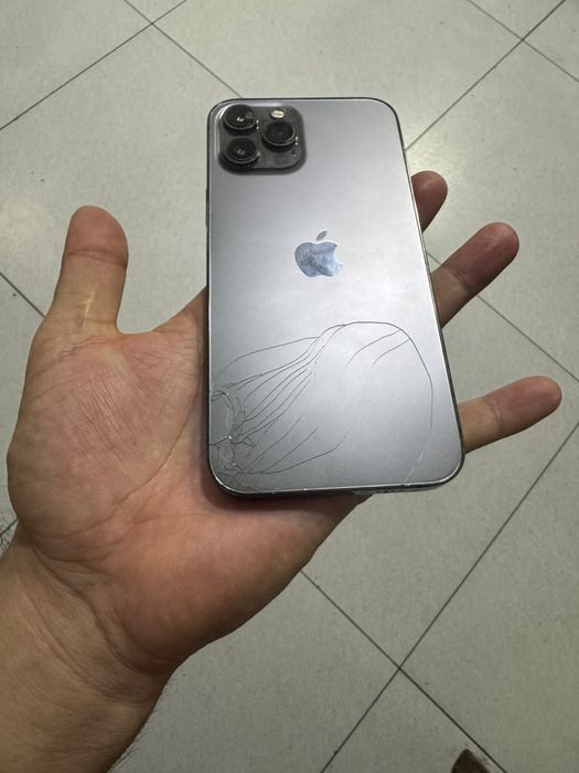 Продам Айфон 12 про MAX