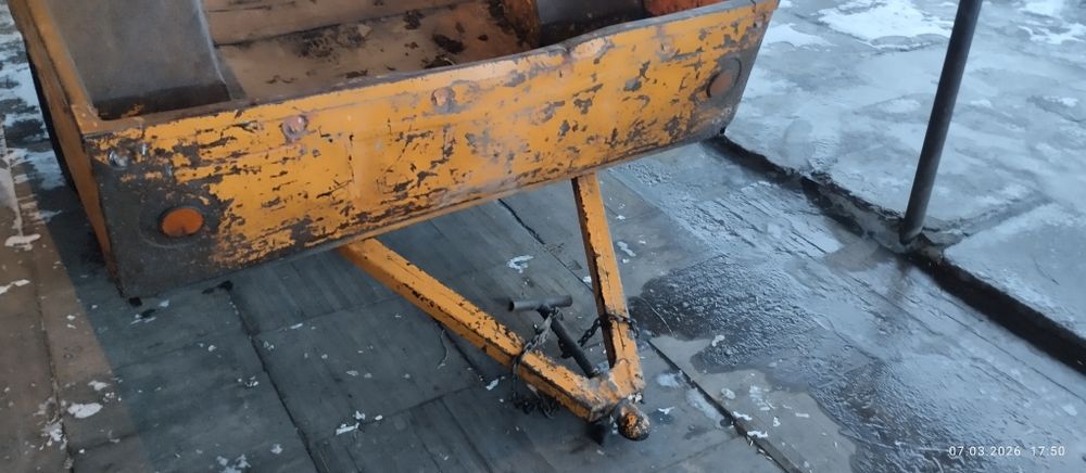 Продается прицеп на легковой автомобиль