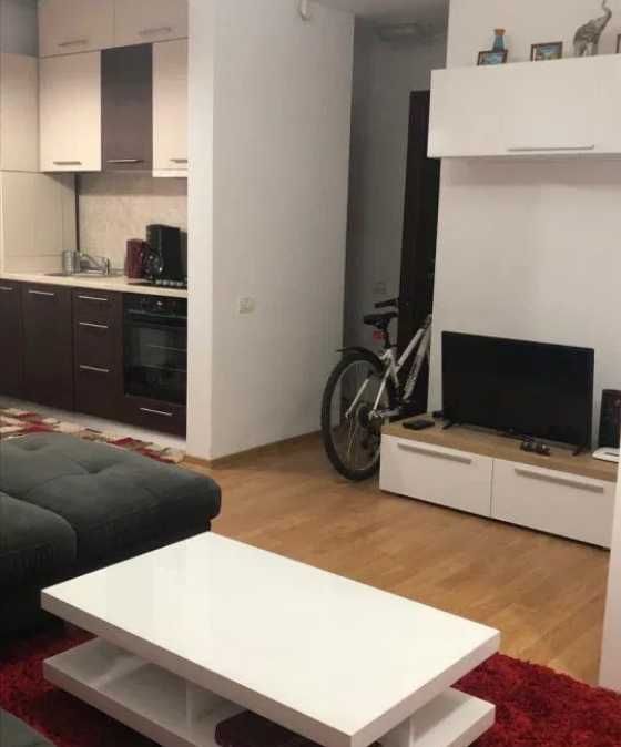 Дава се под наем Едностаен апартамент в Пловдив, Изгрев - 28 кв.м за 137.7 € - Снимка #2