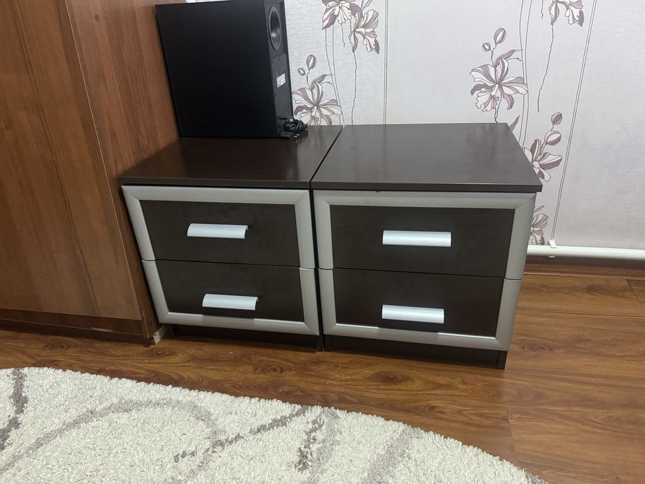 Тумбы рабочие 2 шт самовывоз