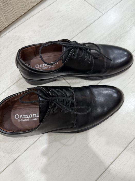 Продам качественный туфли