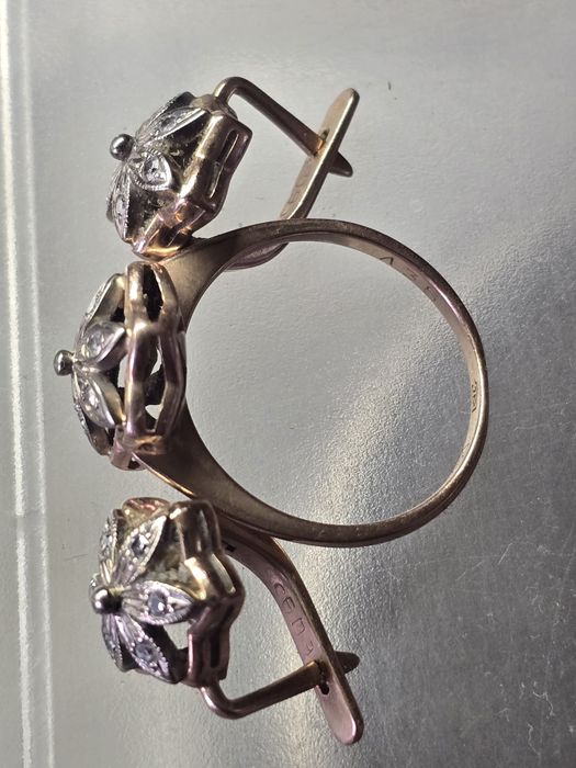 Золотое кольцо с серёжками