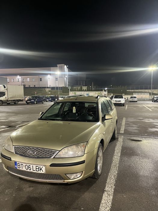 Vând  ford mondeo
