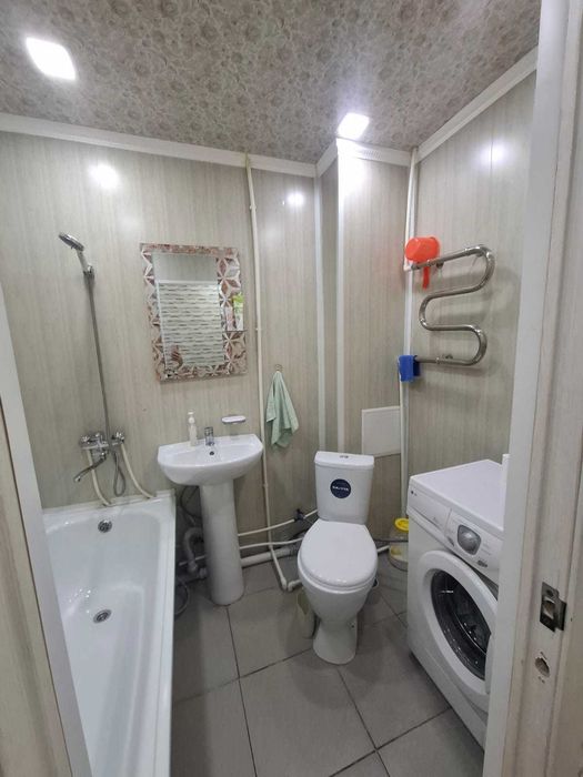 Продам 2 комнатную М.Маметова 19